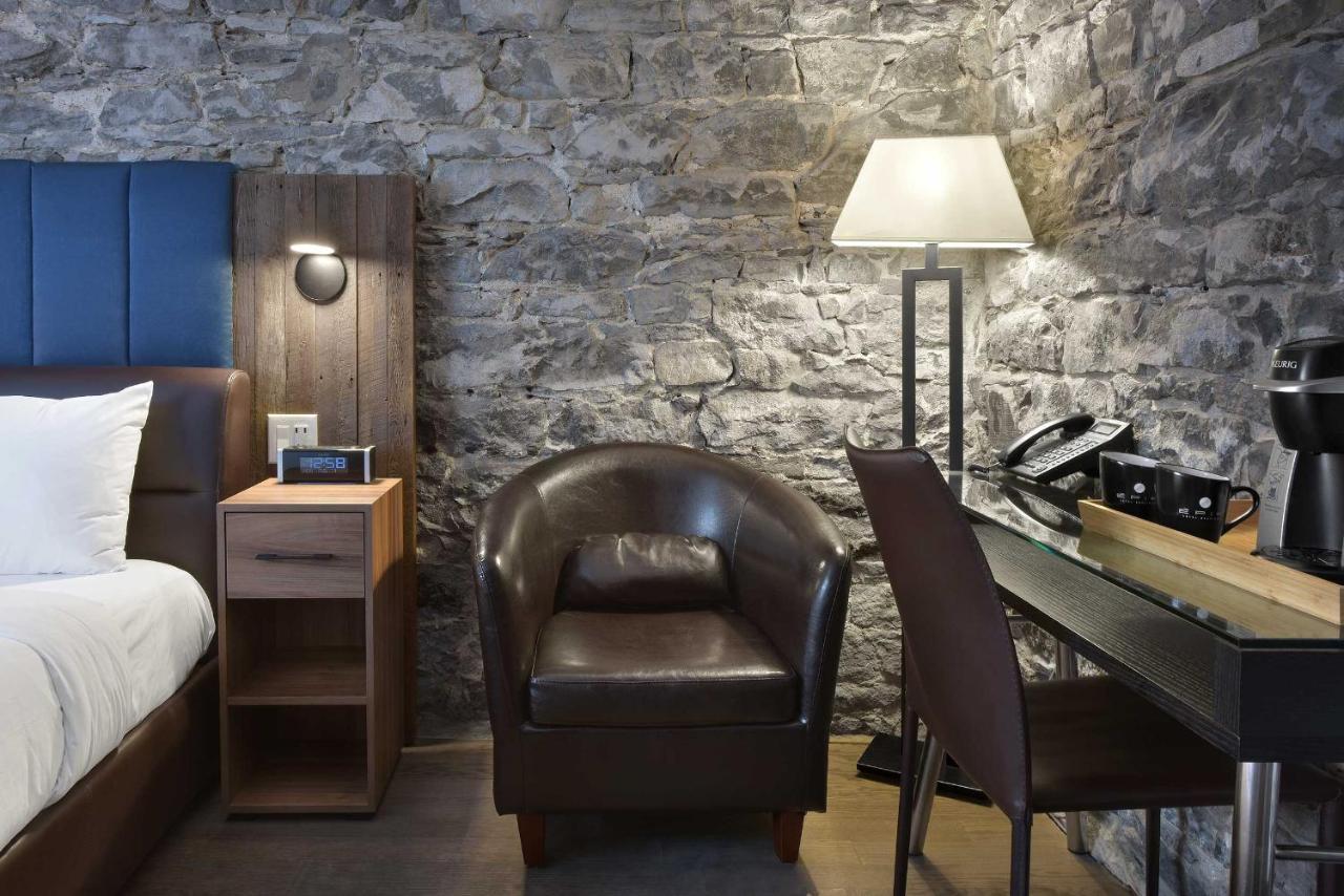 Hotel Epik Montreal Zewnętrze zdjęcie