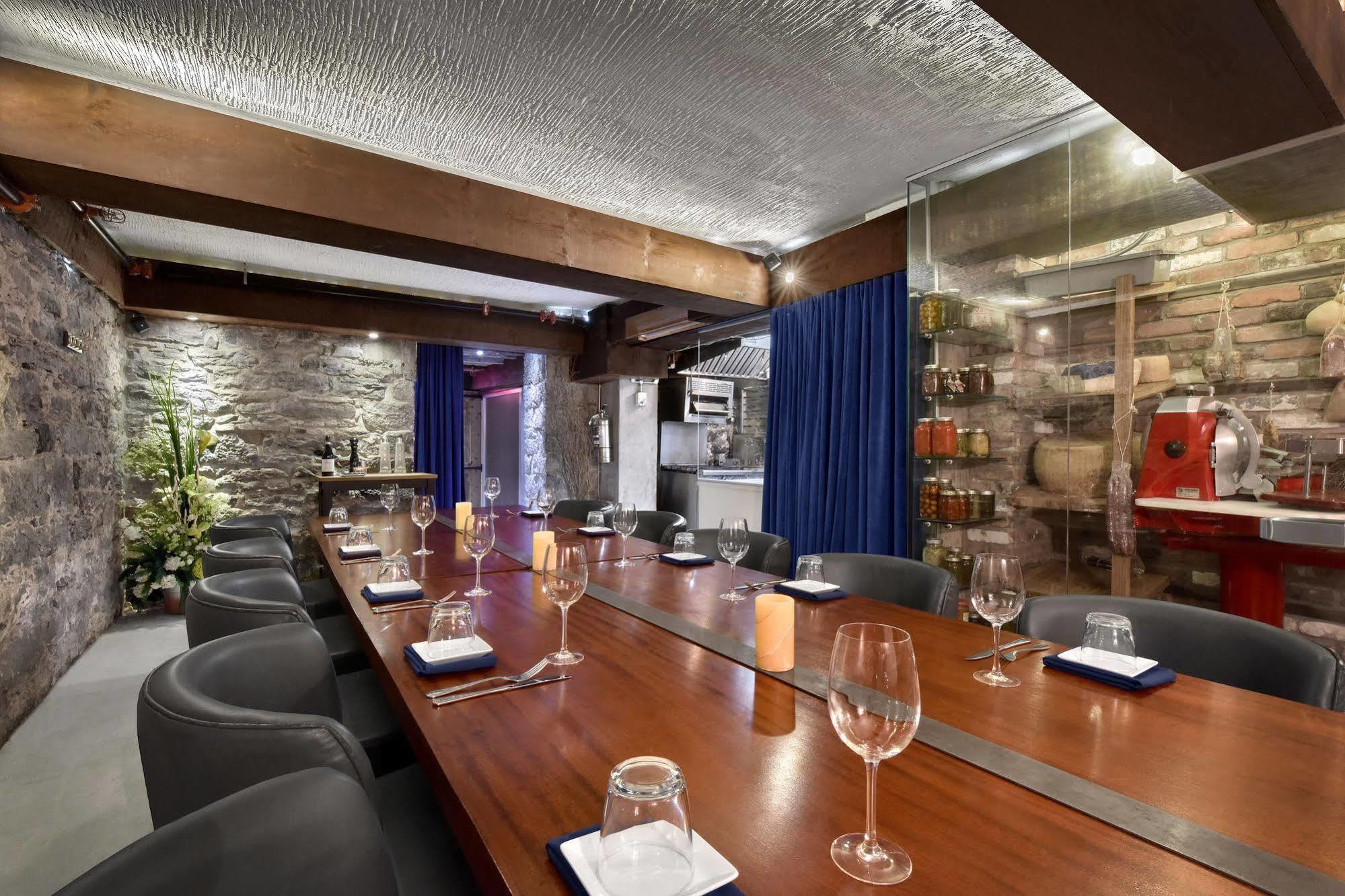 Hotel Epik Montreal Zewnętrze zdjęcie