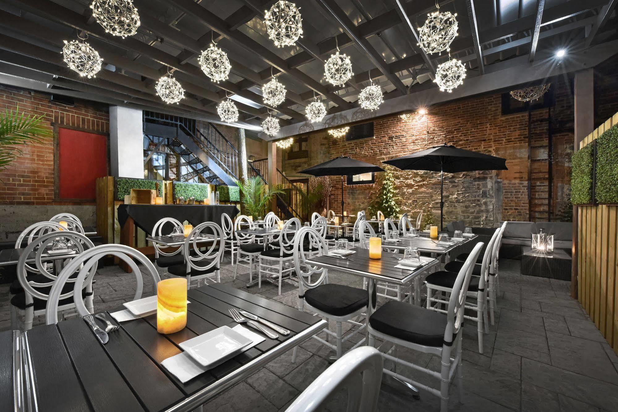 Hotel Epik Montreal Zewnętrze zdjęcie